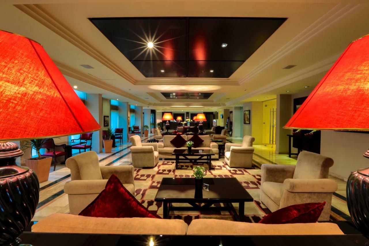 Century Park Hotel Амман Экстерьер фото